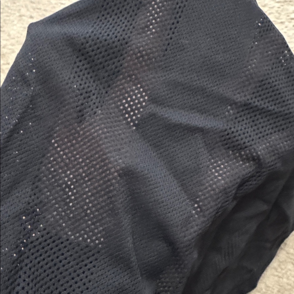 Nike Black Mesh Tank glitter gold - Picture 3 of 4
